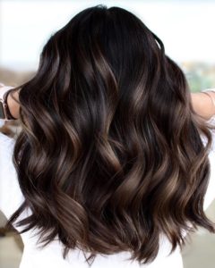 Cortes de pelo mujer 2023 cabello grueso